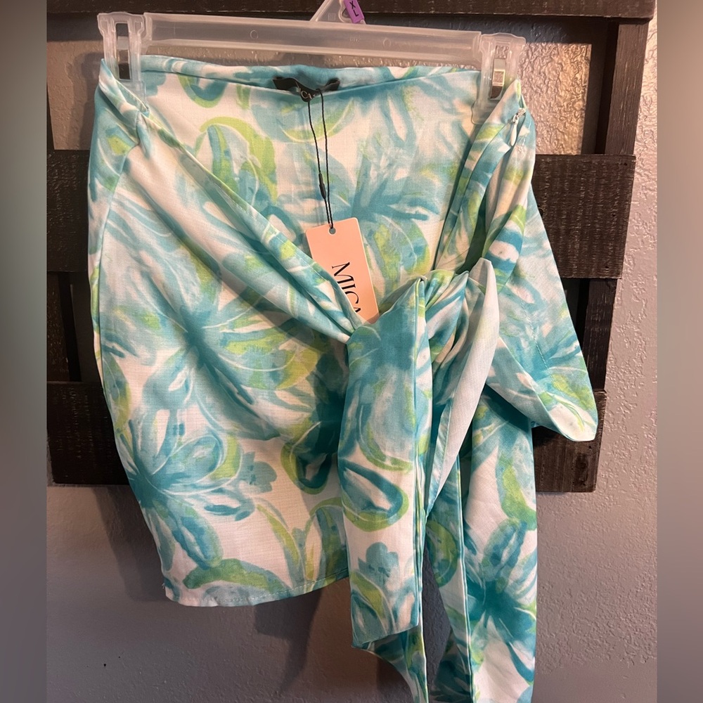 Tie-Waist Mini Skirt in Aqua Floral